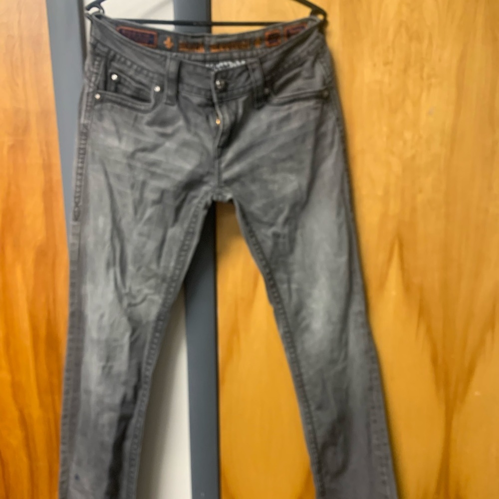 Women’s grey rock revival jeans super flattering!